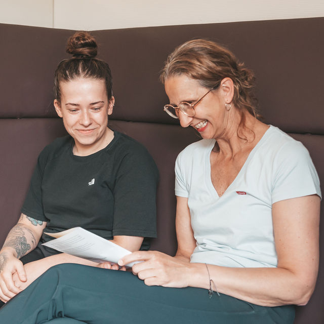 Leren En Werken Silverein Santvoorde Leslokaal Werkbegeleider Martine En Leerling