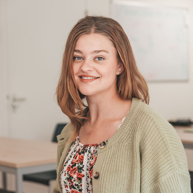 Leren En Werken Silverein Leslokaal Leerling Charlotte Portret